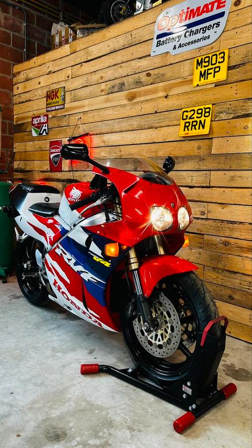 2x Honda Rvf 400 Nc35 1994   12.000km - 28.000km, Motoren, Motoren | Honda, Particulier, Sport, 4 cilinders, Ophalen