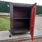 Gereedschapskarretje in metaal op 4 wielen., Doe-het-zelf en Bouw, Ophalen, Zo goed als nieuw