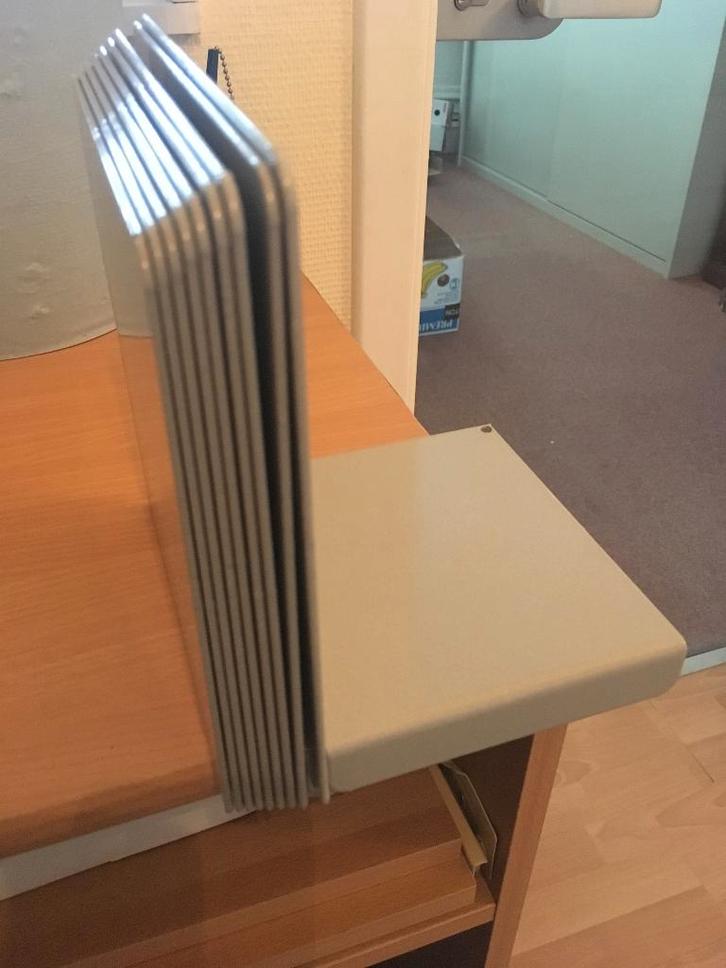 Serre-livres en acier, Huis en Inrichting, Woonaccessoires | Wandplanken en Boekenplanken, Zo goed als nieuw, Ophalen