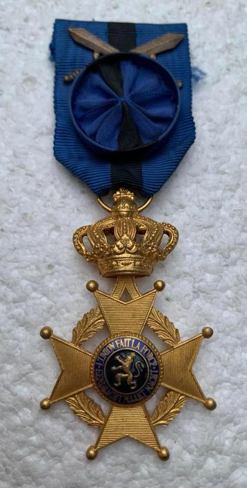 Medaille, Officier Leopold-II Orde, 2-taal FR-NL + Zwaarden beschikbaar voor biedingen