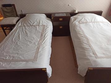 Dubbele kinderkamer beschikbaar voor biedingen