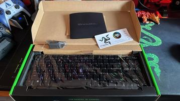 razer deathstalker V2 pro tkl beschikbaar voor biedingen