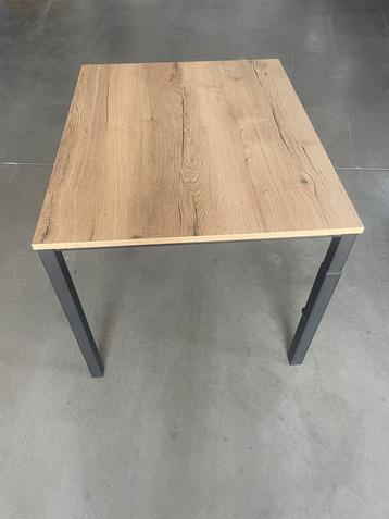 Eettafel of bureau tafel van 1 m  80 cm hoogte 74 cm nieuw beschikbaar voor biedingen