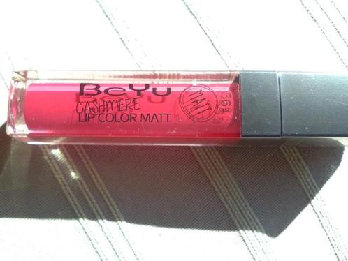 BeYu Cashmere lip color matt 56 red vibrations NEUF !, Bijoux, Sacs & Beauté, Beauté | Cosmétiques & Maquillage, Neuf, Maquillage