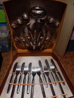 Ensemble 6 personnes: 18 couverts +1 louche dans un écrin, Enlèvement ou Envoi, Comme neuf, Ensemble de couverts, Résiste au lave-vaisselle