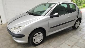 Peugeot 206 1.1 benzine beschikbaar voor biedingen