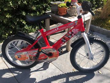 kinderfiets beschikbaar voor biedingen