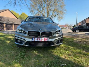 BMW 218i BENZINE +SHOWROOMSTAAT+ AUTOMAAT + 136PK, Autos, Cuir, Achat, Beige, 5 portes