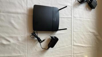 Linksys EA6100 AC1200 Dual-Band Smart Wi-Fi Router beschikbaar voor biedingen