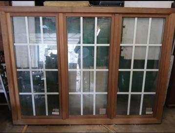1 grand chassis en bois double vitrage  beschikbaar voor biedingen