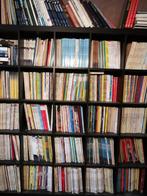 Boeken, strips, vinyl platen, cd's, en video cassettes LOT, Ophalen