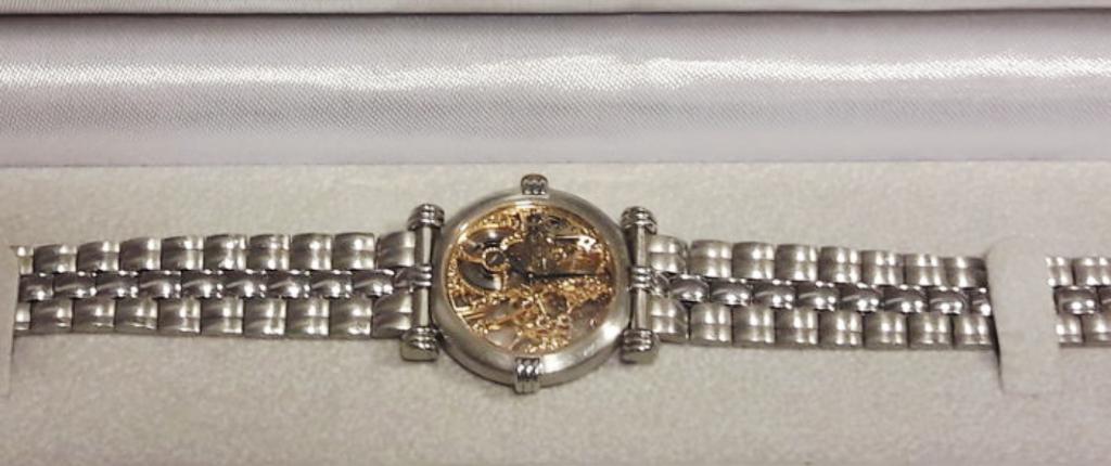 Platinum skeleton dameshorloge Kurt Schaffo, Handtassen en Accessoires, Armbanden, Zo goed als nieuw, Goud, Geel, Ophalen of Verzenden