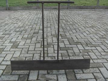 slippensteker beschikbaar voor biedingen