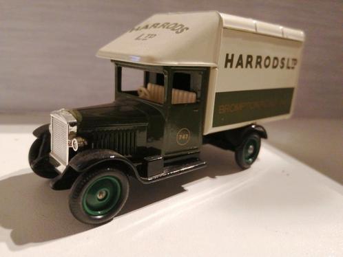 Souvenir Harrods old timer days are gone, Hobby en Vrije tijd, Modelauto's | 1:43, Zo goed als nieuw, Bus of Vrachtwagen, Overige merken