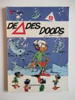 mini-mensjes...nr.9....de driehoek des doods............1st, Boeken, Gelezen, Ophalen of Verzenden