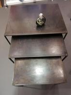 Table gigognes en fer patiné, Maison & Meubles, Moins de 50 cm, Enlèvement ou Envoi, 50 à 100 cm, Contemporain ,Moderne ,industriel .