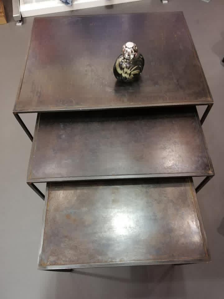 3 petites Tables gigognes en fer patiné, Maison & Meubles, Tables | Tables de salon, Comme neuf, Moins de 50 cm, 50 à 100 cm, 50 à 100 cm