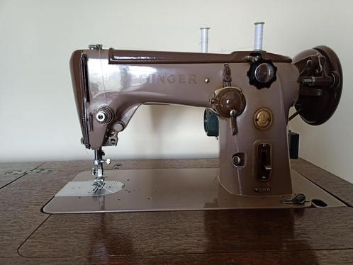 Singer antieke naaimachine kastmodel, Antiek en Kunst, Antiek | Naaimachines, Ophalen