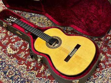 Artesano Maestro-S All Solid Elektro-Akoestic + Case beschikbaar voor biedingen
