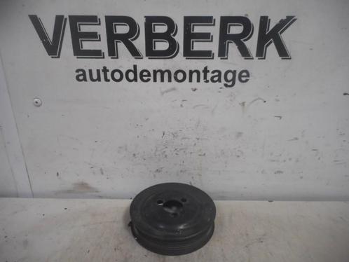 WATERPOMP POELIE huis Polo IV (9N1 / 2/3) (03d-121-028-b), Auto-onderdelen, Remmen en Aandrijving, Volkswagen, Gebruikt