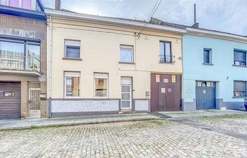 Maison à vendre à Binche, 3 chambres disponible aux enchères