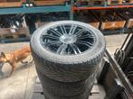 Velgen 5 schroef met band 22 inch, Auto-onderdelen, Banden en Velgen, Gebruikt, Velg(en), Overige maten, 305 mm