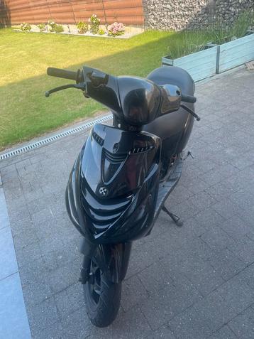 Piaggio zip 125cc ac A KLASSE, Enlèvement, Comme neuf, Zip