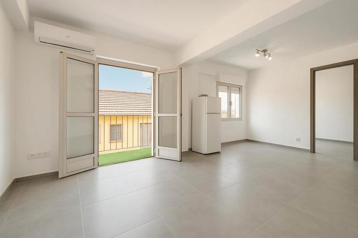 Gerenoveerd appartement op Torre de la Horadada, Immo, Buitenland, Spanje, Appartement, Overige