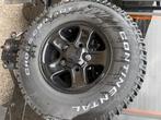 5 zwarte Land Rover Defender boost velgen met band, Auto-onderdelen, Ophalen, Overige, Velg(en), 16 inch