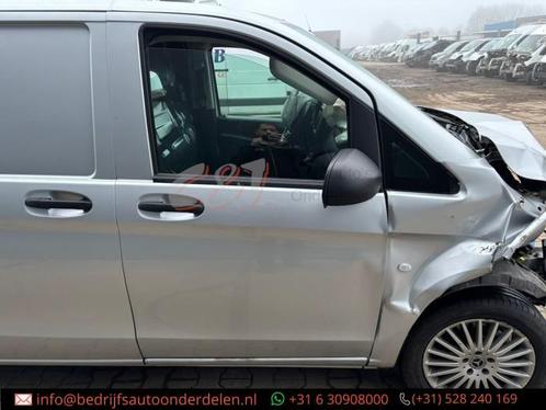 Portier 2Deurs rechts van een Mercedes Vito (9744), Auto-onderdelen, Carrosserie, Deur, Mercedes-Benz, Gebruikt, 3 maanden garantie
