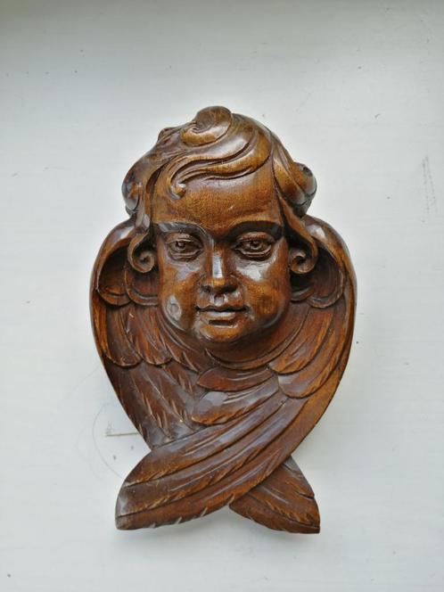 Gesculpteerd houten engelhoofdje gemonogrammeerd, Antiek en Kunst, Kunst | Beelden en Houtsnijwerken, Ophalen of Verzenden
