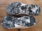 Basketbalschoenen, Sport en Fitness, Basketbal, Ophalen, Zo goed als nieuw, Schoenen