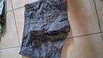 Short esprit, Esprit, Ophalen, Gedragen