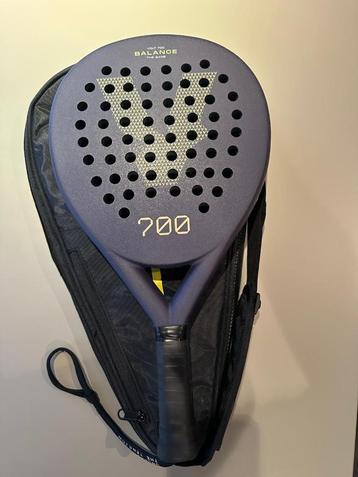 Padelracket Volt 700 - 2025 beschikbaar voor biedingen