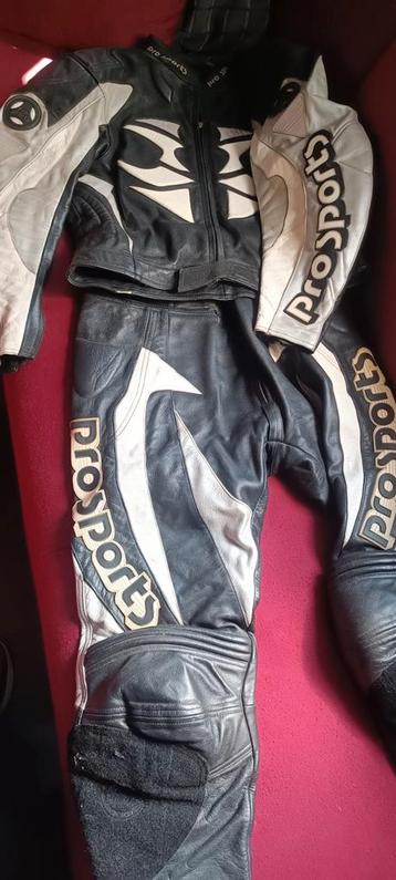 Leder motorpak voor persoon +- 180cm normaal gebouwd beschikbaar voor biedingen