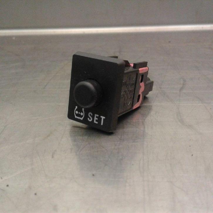 SCHAKELAAR Toyota Aygo (B40) (01-2014/06-2018) (|15D084|), Auto-onderdelen, Dashboard en Schakelaars, Toyota, Gebruikt