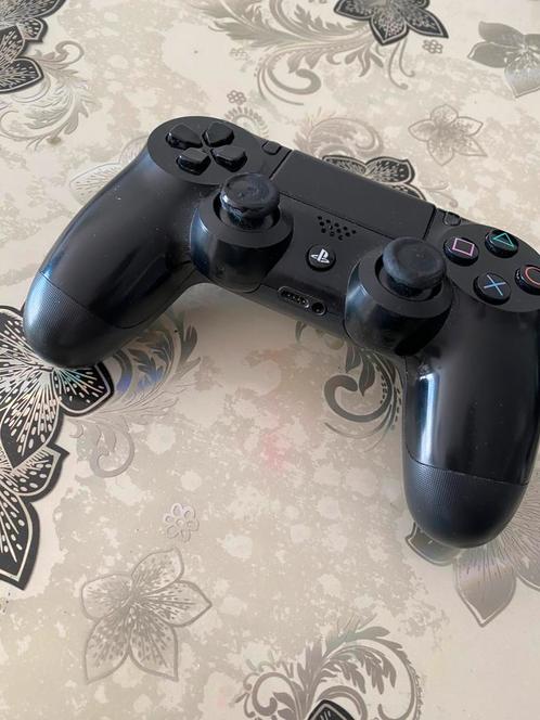 Originele Sony DualShock 4 V2 controller – PS4, Games en Spelcomputers, Spelcomputers | Sony Consoles | Accessoires, Gebruikt
