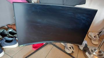 Samsung Odyssey G7 – 27” QHD Gaming Monitor (240Hz) ️  beschikbaar voor biedingen