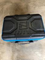 visgerief preston box tackle safe XL, Watersport en Boten, Ophalen, Gebruikt