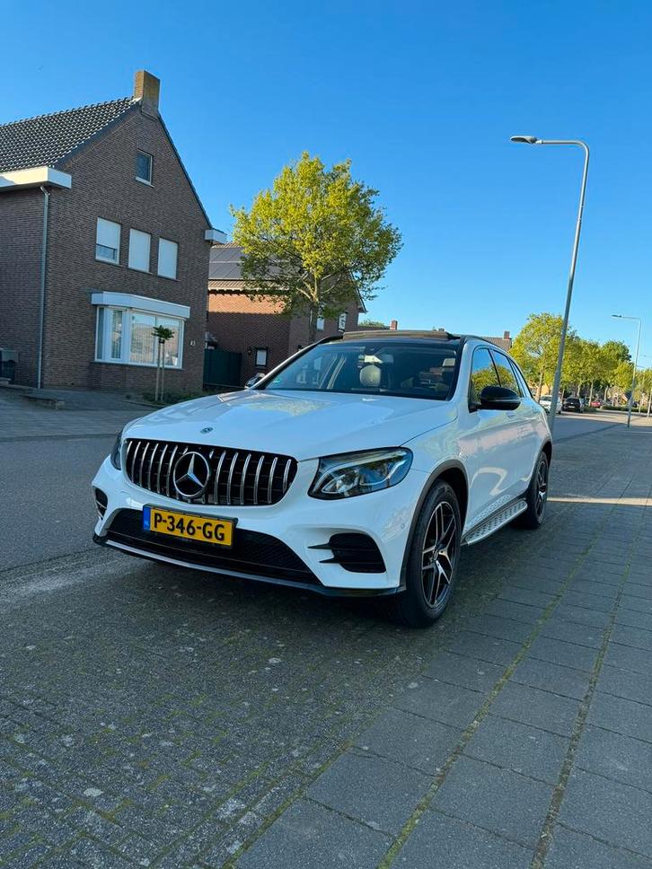 Mercedes-Benz GLC 220 Aut9 4MATIC AMG, Auto's, Mercedes-Benz, Particulier, Alarm, Diesel, Automaat, Zwart, Leder, Ophalen