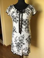 jurkje Rinascimento strass mt 34, Enlèvement ou Envoi, Au-dessus du genou, Rinascimento, Comme neuf