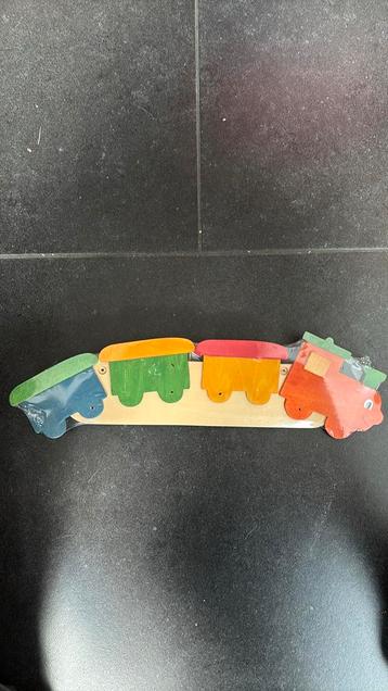 Kinder kapstok als trein (nieuw) beschikbaar voor biedingen