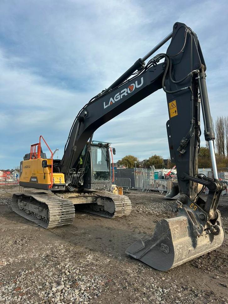Volvo ec 220 el, Zakelijke goederen, Machines en Bouw | Kranen en Graafmachines, Kraan, Ophalen