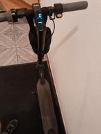 Segway ninebot g30, Fietsen en Brommers, Steps, Ophalen of Verzenden, Gebruikt
