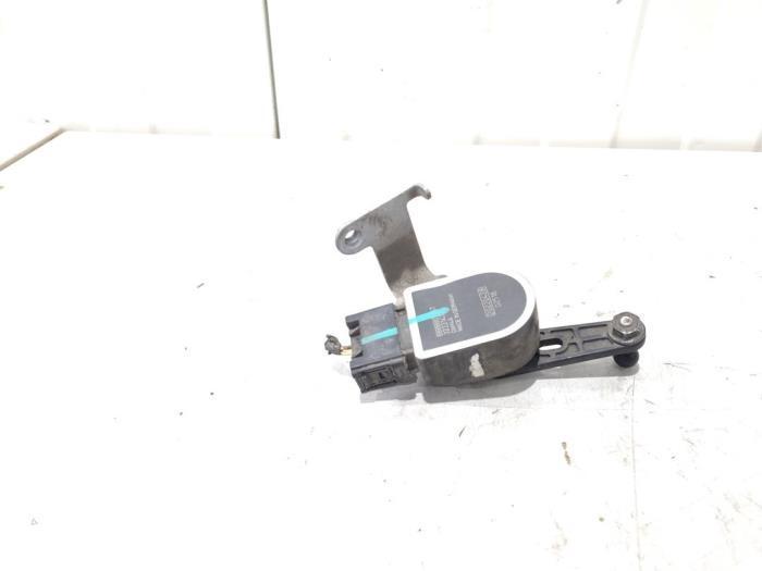 Régulateur d'hauteur Xenon d'un Lynk & Co 01, Autos : Pièces & Accessoires, Éclairage, Autres marques automobiles, Utilisé, 3 mois de garantie