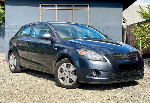 Kia CEE D 1.6 Diesel, Auto's, Kia, Bedrijf, Te koop, ABS, Airbags, Airconditioning, Boordcomputer, Centrale vergrendeling, Elektrische ramen
