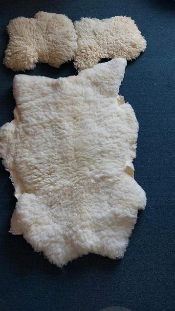 Peau de mouton, Enlèvement ou Envoi, Comme neuf