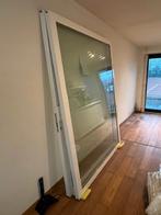 Twee grote dubbele ramen. GRATIS, Doe-het-zelf en Bouw, Glas en Ramen, Ophalen, Gevelraam of Ruit, 160 cm of meer, Zo goed als nieuw