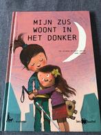 Mijn zus woont in het donker, Boeken, Kinderboeken | Jeugd | onder 10 jaar, Ophalen, Gelezen
