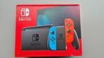 Nintendo Switch, Games en Spelcomputers, Spelcomputers | Nintendo Switch, Ophalen, Nieuw, Met 2 controllers, Switch 2019 Upgrade